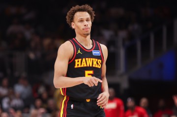 3月个人进攻效率：丹尼尔斯128.3第1 小卡128.2第2 约基奇5哈登10