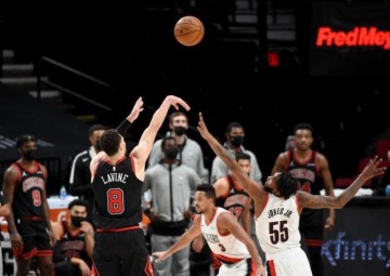 MK体育官方网站-落后20分逆转击败开拓者 公牛终于学会逆境生存