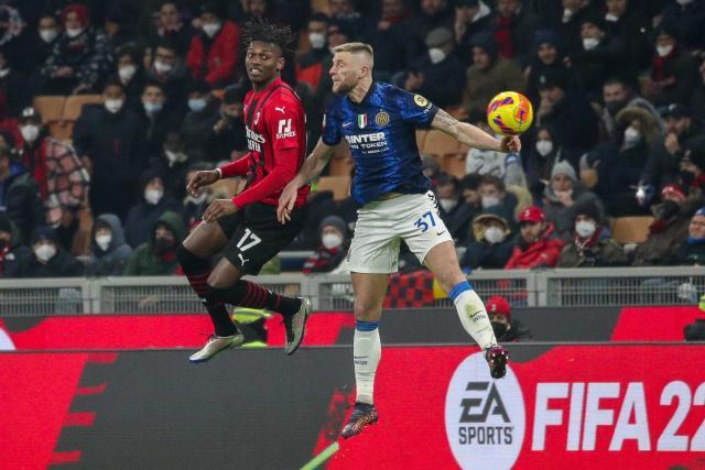 1646179108958038520.jpg Rafael-Leao-Milan-Skriniar.jpg